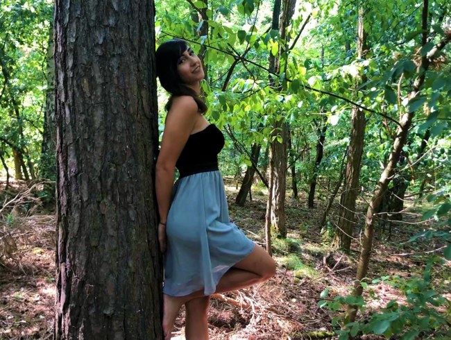 Lia_Leone Porno Video: Fotoshooting im Wald ESKALIERT!!